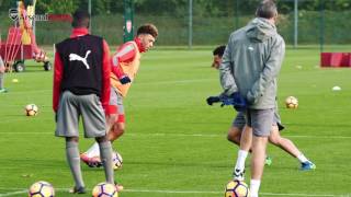 Arsenal 1v1 training drill [upl. by Atteselrahc]