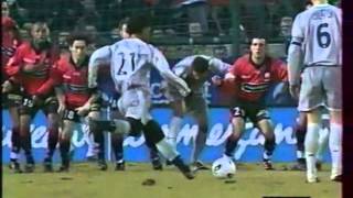 Ronaldinho vs Rennes amazing free kick curling [upl. by Em]