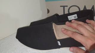 🇵🇭TOMS SHOES REVIEW🇺🇲My favorite casual shoes of all time [upl. by Elaval62]