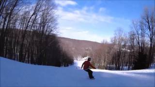 Skiing Mistletoe Run at Holiday Valley Ski Resort in Ellicottville New York [upl. by Nomra]