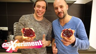 Der MarmeladenBrotStunt  CheXperiment mit Checker Tobi  Die EntdeckerShow [upl. by Petuu444]