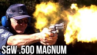 SampW 500 MAGNUM RECORD 5 shots in 1 SECOND in high speed with Jerry Miculek [upl. by Etnom859]