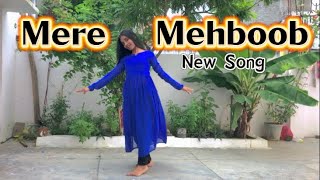 Mere Mehboob  Vicky Vidya Ka Woh Wala Video Alisha Dance [upl. by Kellene]