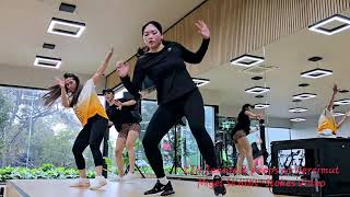 Midel Zumba  1076 20241007 184614 Den Marcks first zumba class in Melbourne  Derrimut Gym [upl. by Cohn]