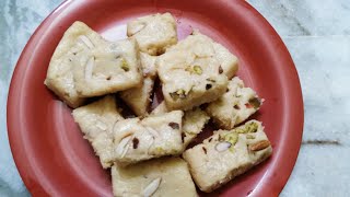 নারকল সন্দেশ  Bengali Sweet Recipe  Easy Narkel Sandesh Easy Coconut Barfi  Nariyal ki Burfi [upl. by Agueda]