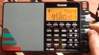 Comparing the Tecsun PL880 with the PL660 when confronted with adjacent signal interference [upl. by Magavern75]