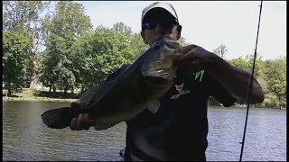 SMALL PONDS GIANT BASS ON HUDDLESTONS AND ZMAN CHATTERBAITS [upl. by Nylahsoj]