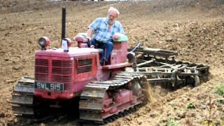 International BTD6 Crawler  Harborough Working Weekend 2010 [upl. by Marilou1]