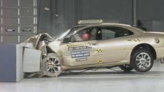 2001 Chrysler LHS moderate overlap IIHS crash test [upl. by Gaspar679]