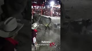 OKLAHOMA RODEO JINETE MAURICIO SANTOS toros caballos [upl. by Nale]