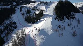 Hahnenkammrennen 2022  Hubschrauberflug über den Hahnenkamm [upl. by Clari]