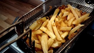 The Best Homemade Deep Fried British Chips Hand Cut and Thrice Cooked Perfect Chips [upl. by Kela]