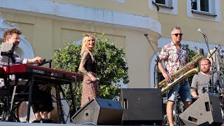 Duo StiehlerLucaciu feat Sarah Lesch  Nichts Live 2022 [upl. by Johnstone]