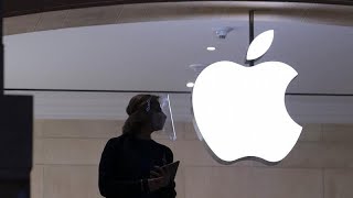 Apple presenta su nueva función Private Relay para aumentar la privacidad de los usuarios [upl. by Virgel]