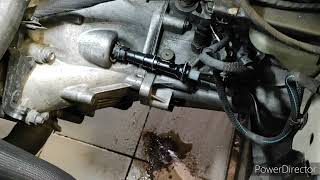 comment purger dembrayage hydraulique peugeot 308 hdi [upl. by Gabriela]