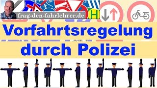 Polizei  Vorfahrt erklärt  Vorfahrtsregeln eklärt  Fahrschule  Führerschein [upl. by Colet]