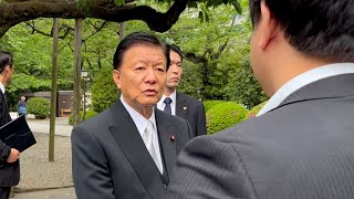 靖国例大祭、岸田首相が真榊奉納 新藤経済再生相は参拝 [upl. by Teerprah]