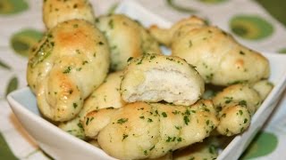 Recette Noeuds à lAil  Garlic Knots Recipe  Recettes Maroc [upl. by Doris492]