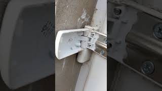 adjusting plastic frame door hinges [upl. by Jacqueline]