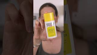 FIRST AID BEAUTY Weightless Liquid Mineral Sunscreen SPF 30 DAY 29 Testing Mineral SPF [upl. by Nicolis]