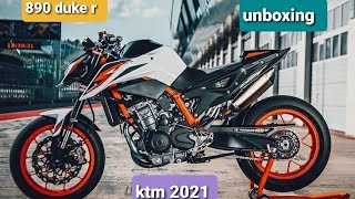 KTM 890 duke R unboxing and accessories 😯😯 [upl. by Eeslek]