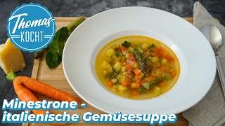 Minestrone  italienische Gemüsesuppe  mit grünem Spargel [upl. by Ymmik]