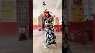 Saanson Ki Mala Mei  Koyla maduridixit sharukhkhan shortsdance viral Smilyneelam [upl. by Zsa]