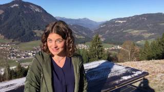 Am BergdoktorSet mit Ronja Forcher Ronja Forcher im Interview [upl. by Ellerad735]