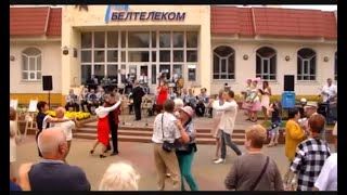 Пусть В Ритме Танго Сердце Стучит Der Pariser Tango [upl. by Umberto918]