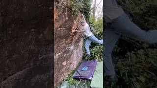 Misguided Youth f7A  V6  Churston Cove Approach Boulder [upl. by Cruz]