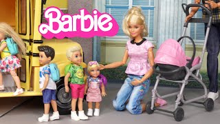 Barbie amp Ken Doll Family School Supplies Shopping amp First Day of School [upl. by Blunt]