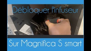 Comment réinitialiser linfuseur sur Delonghi Magnifica S Smart [upl. by Adrahs778]