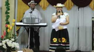 TROVAS EN LA IGLESIA CRISTIANA RENACER BELLO [upl. by Yrag132]