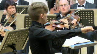 Piotr I Tchaikovsky  Violin Concerto op35 [upl. by Gisser]