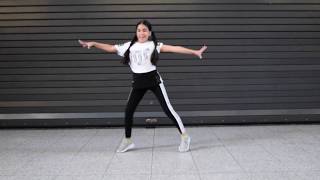 Twinkle Jaiswal KidzbopTwinkle  Jimikki Kammal  Choreography  Jeya Raveendran [upl. by Engelhart]