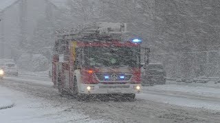 Starker Schneefall Teleskopmast Werkfeuerwehr Edelstahlwerke Witten [upl. by Sevik]