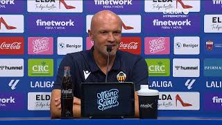 Dick Schreuder quotEstoy orgulloso del equipo de cómo entrenan y hacen las cosasquot [upl. by Yevreh]