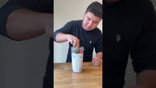 Strawberry and Banana Smoothie [upl. by Mick]