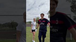 EX MILAN FEMMINILE SFIDA MANUEL SAVI IL PORTIERE DI TIKTOK 👱🏻‍♀️🧤⚽️ calciofemminile [upl. by Enirbas]