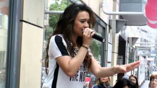 Viviana Grisafi live in Offenbach  Addictet to you [upl. by Attenborough]