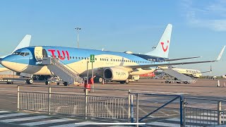 TRIPREPORT  20 Minutes Early  East Midlands  Dubrovnik  TUI Boeing 737 [upl. by Anos]