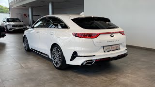 KIA ProCeed  CarSelect DYNAMICA [upl. by Enirual748]