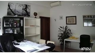 Terremoto il video delle scosse ripreso dalle telecamere di sicurezza a Pesaro [upl. by Apurk]