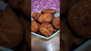 Thekua  ঠেকুয়া  Recipe in Bengali bengalikitchen bengalirecipe chatpuja thekuarecipe bihar [upl. by Lenoil]