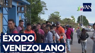 Crisis migratoria venezolanos cruzan la frontera con Brasil para encontrar trabajo [upl. by Turro841]