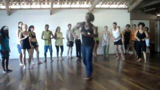 Aula de Dança Afro prof Augusto Omolú [upl. by Aronek]