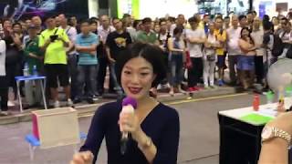 Famous Hong Kong Singer at Ladies Market [upl. by Akital]