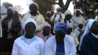 Zimbabwe Catholic Ndebele Songs  INkosi Ingithumile [upl. by Miharbi434]