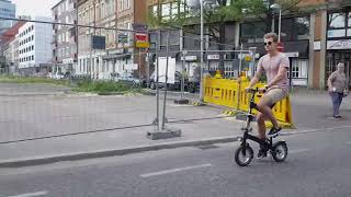 Riding Fast On The Kwiggle Folding Bike [upl. by Burne]