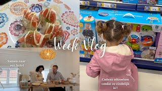 Nachtje hotel Primark shoplog Powder nails amp Pregnant Proof sushi maken  WEEKVLOG [upl. by Grosberg]